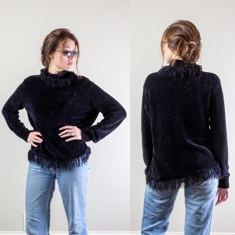 Black Vintage Fringe 90’s Long Sleeve Turtleneck S